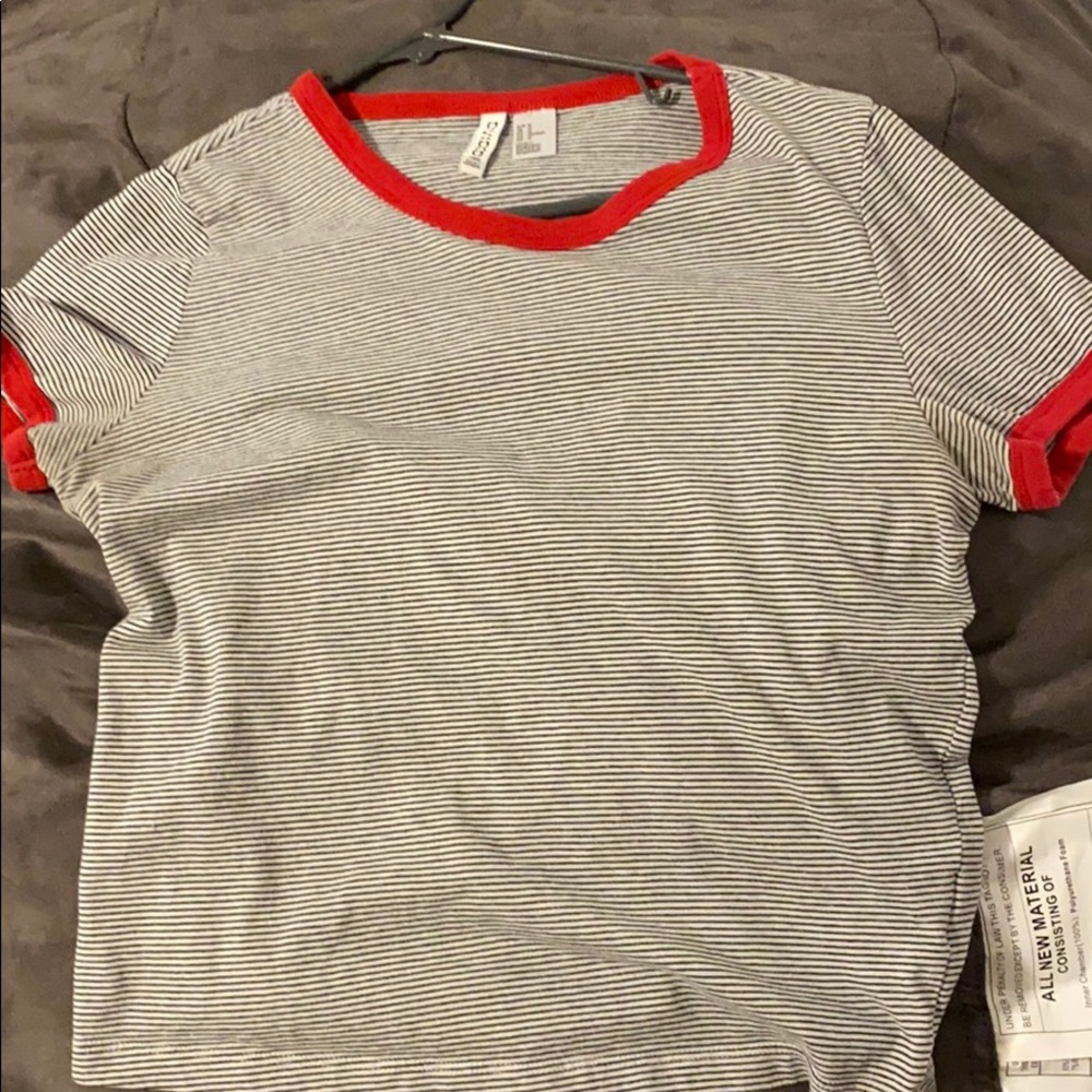 H and M shirt size M